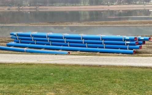 Aqualine RC Robust Rohre am Ufer des Stubenbergsees