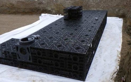 Baugrube mit verlegten Stormbox 1 ECO