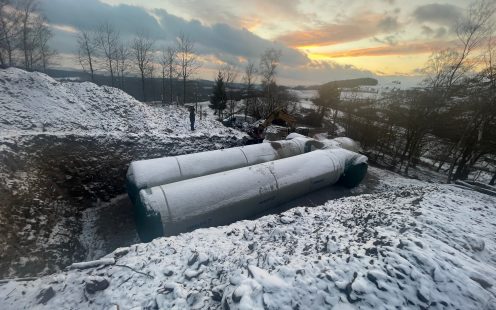 Verlegung Trinkwasser Behälter in Maria Laach